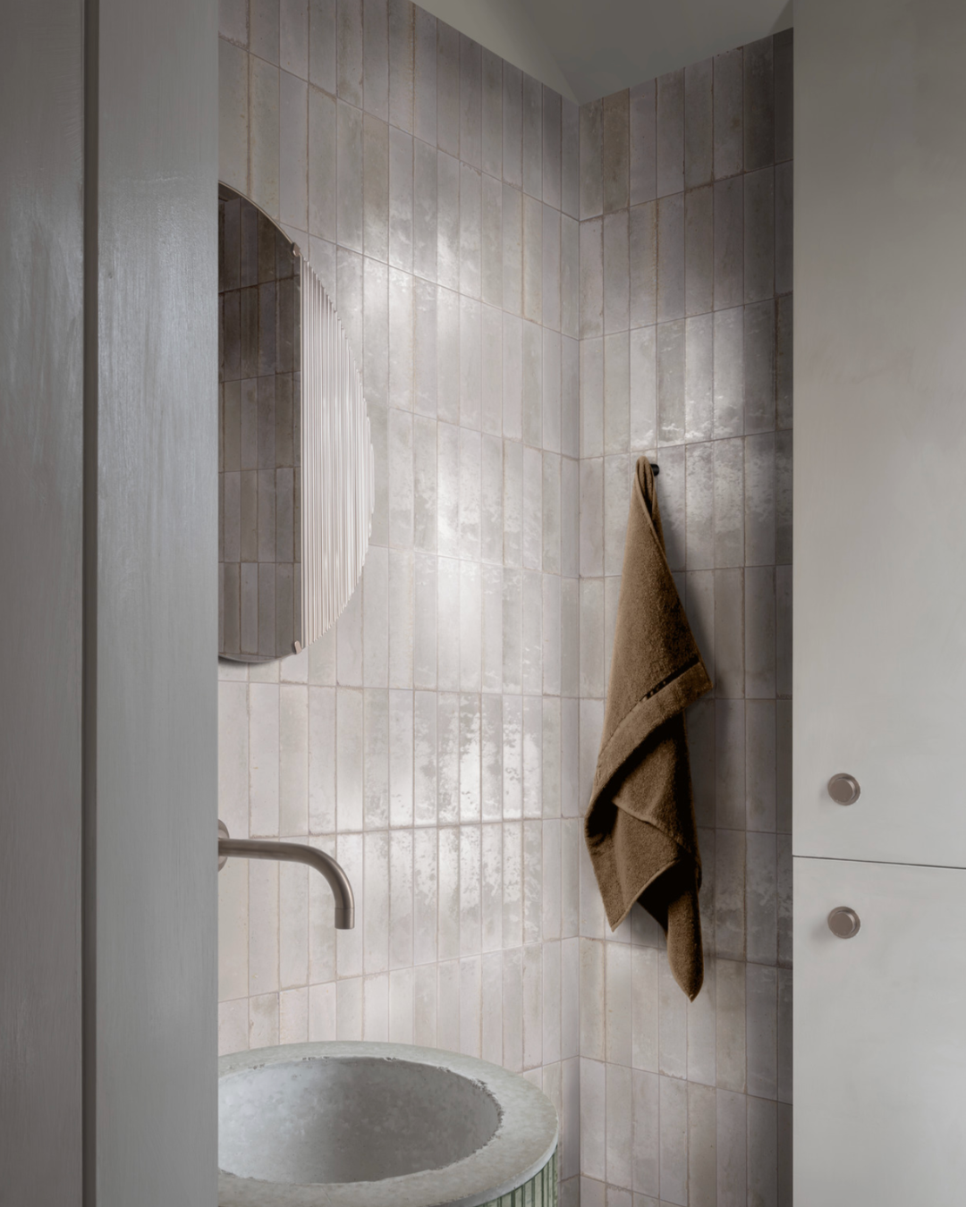 Bien choisir le format et la pose d’un carrelage effet zellige pour réussir son projet mural