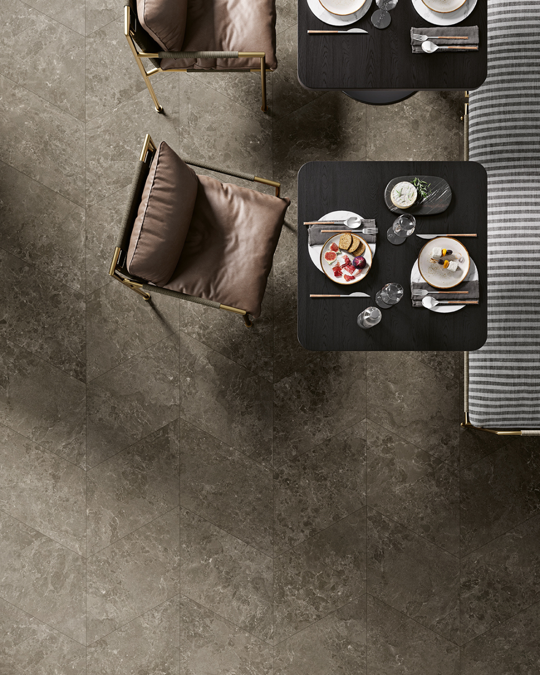 Êtes-vous prêt à sublimer votre intérieur avec un carrelage effet pierre naturelle à Flassans-sur-Issole dans le 83 ?