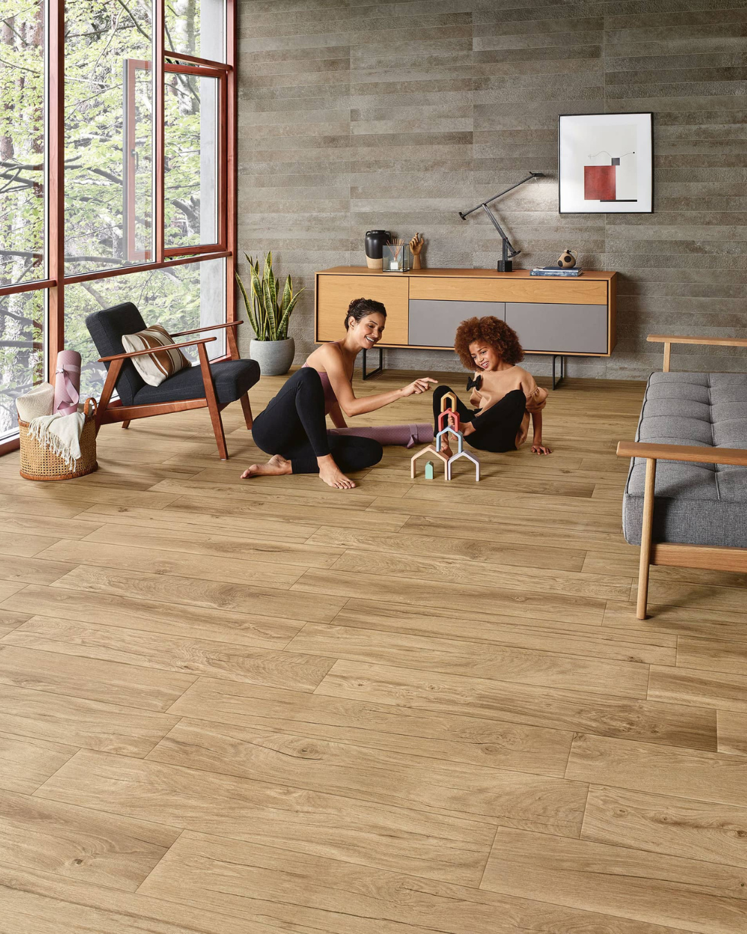 Créer une ambiance chaleureuse avec un carrelage grès cérame effet bois pour votre intérieur ou votre extérieur à La Garde près de La Farlède