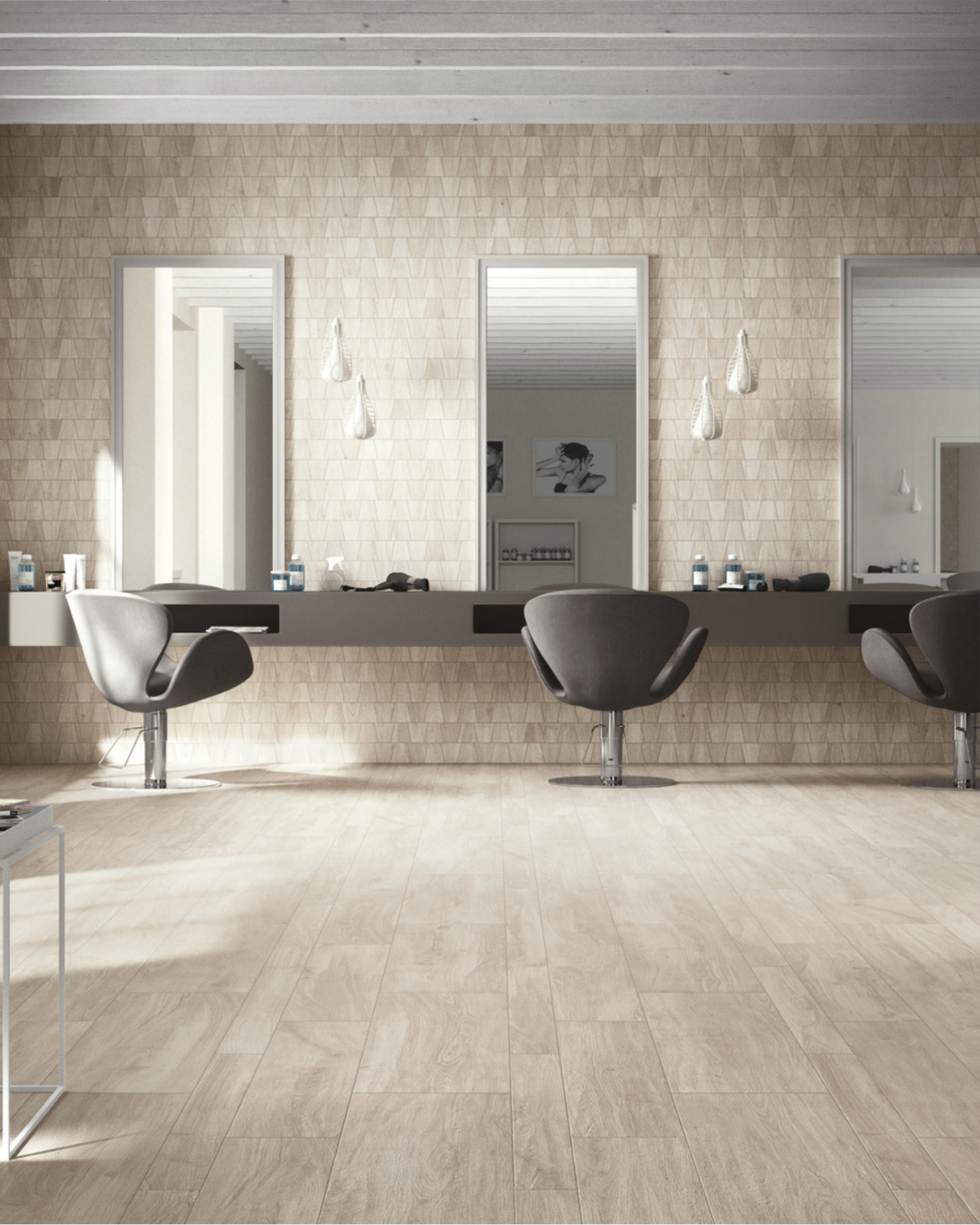 Choisir un carrelage effet bois pour un intérieur accueillant, chaleureux et sans entretien à Sanary-sur-Mer dans le Var