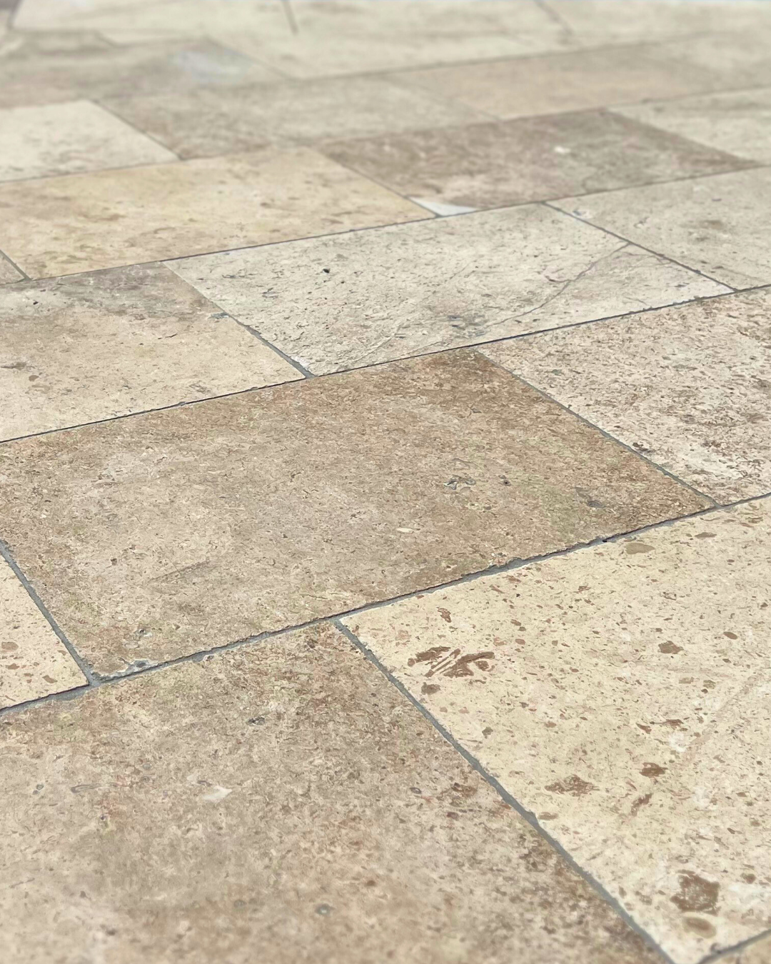 Déstockage travertin 1er choix à prix exceptionnel à La Garde près de Toulon dans le Var