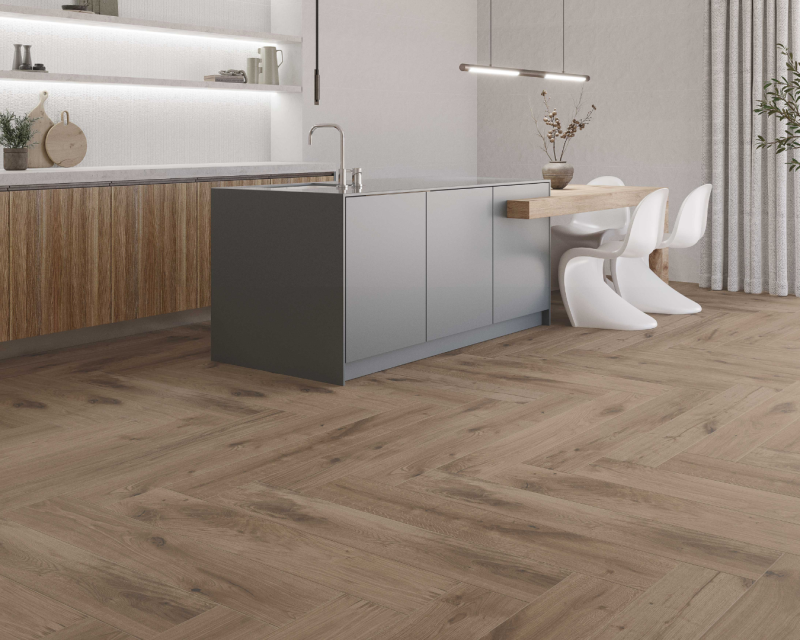 Carrelage imitation bois haut de gamme à Sanary près d'Ollioules