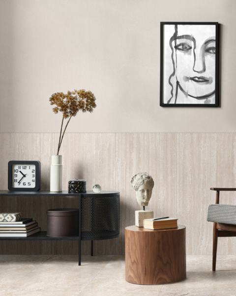 Habiller un pan de mur intérieur avec un carrelage effet pierre et cannelé