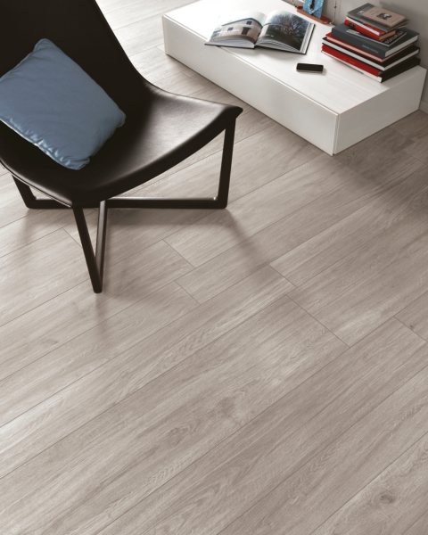 carrelage effet bois à Sanary-sur-Mer