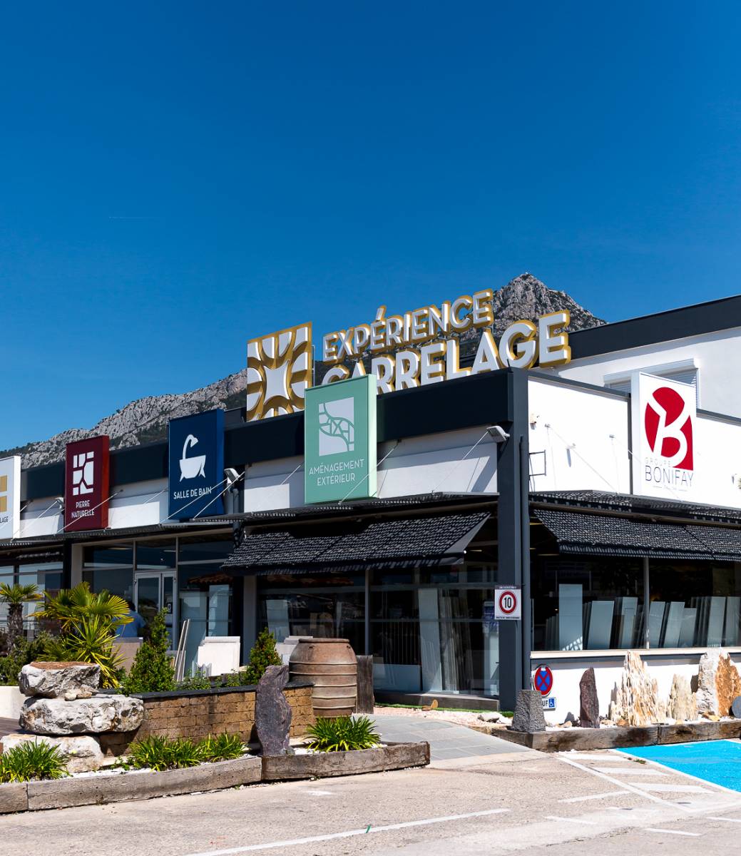 Showroom carrelage et revêtement Expérience Carrelage La Garde Var